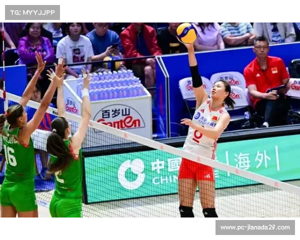 中国女排力挽狂澜逆转保加利亚 香港站豪取两连胜再创佳绩 中国女排力挽狂澜逆转保加利亚 香港站豪取两连胜再创佳绩